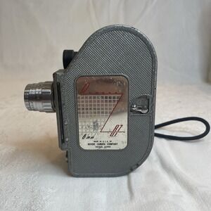 Vintage Revere Model 87 8mm Movie Camera UNTESTED